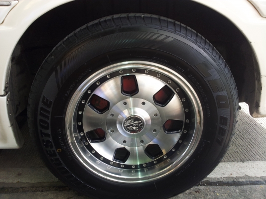 ขาย TOYOTA COMMUTER ปี 2004 แต่ง VIP เต็ม สวยๆๆพร้อมใช้