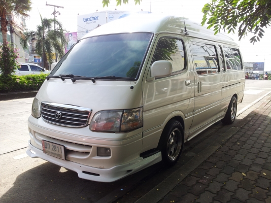 ขาย TOYOTA COMMUTER ปี 2004 แต่ง VIP เต็ม สวยๆๆพร้อมใช้