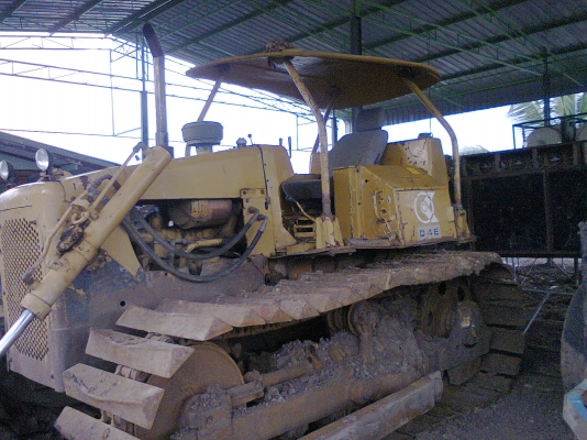Catterpillar D4E พร้อมทำงาน สภาพช่วงล่างเต็ม บอดี้สวยทุกจุด