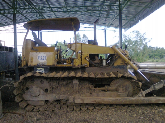 Catterpillar D4E พร้อมทำงาน สภาพช่วงล่างเต็ม บอดี้สวยทุกจุด