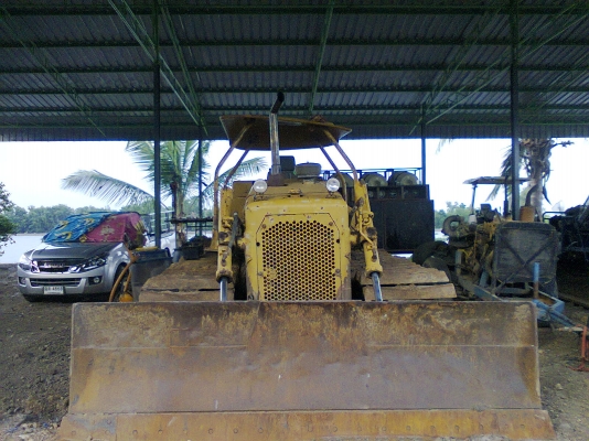 Catterpillar D4E พร้อมทำงาน สภาพช่วงล่างเต็ม บอดี้สวยทุกจุด