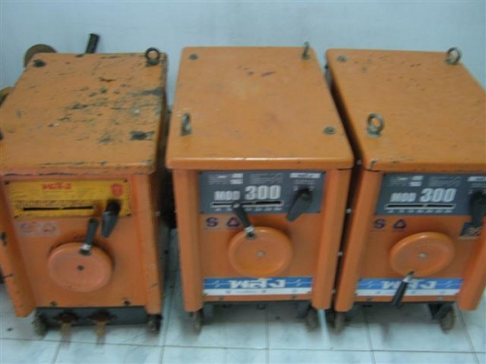 ขายตู้พลัง 300 มือสอง พร้อมใช้ สภาพเดิมครับ รับประกัน 3 เดือน บริการ หลังการขายเป็นเยี่ยมครับ