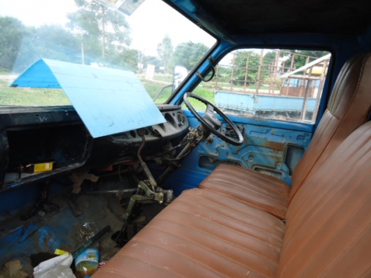 ขายรถบรรทุกใหญ่4ล้อ ISUZU ปี 2520 สภาพเครื่องดี พร้อมเอกสารโอน 150,000.-