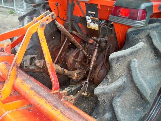 ขายแทรกเตอร์มือสอง