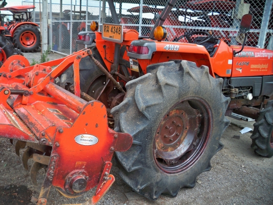 ขายแทรกเตอร์มือสอง