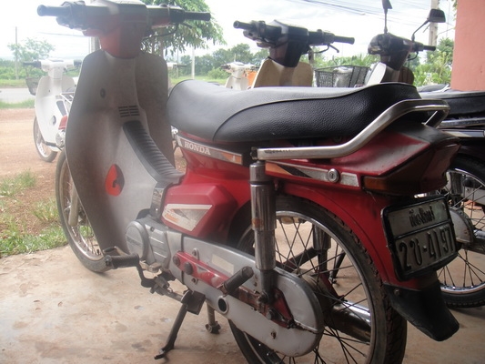 ขายฮอนด้าดรีม คุรุสภา สภาพสวยพร้อมใช้งาน (ทะเบียนพร้อมชุดโอน )