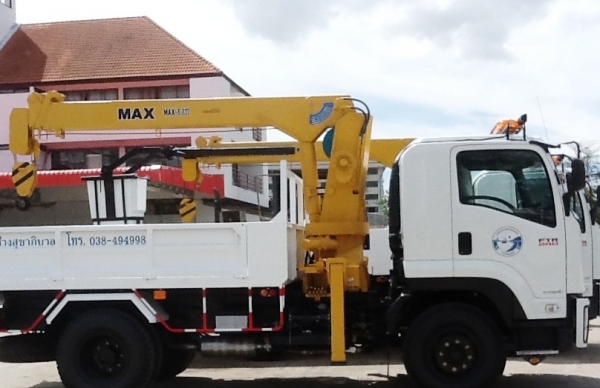 เครนติดรถบรรทุก MAX CRANE