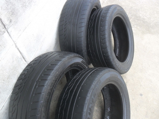 ยาง DUNLOP 205/55R16 ปี11 สวยๆ 4 เส้น ราคา 1600 บาท