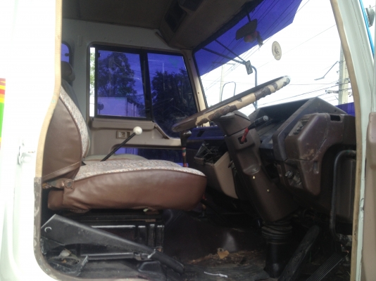 ขาย 10ล้อ 1เพลา รุ่นFN516 ดั้ม 6d15 เครื่องดี ยางดี คัดซีสวย เอกสารพร้้อม