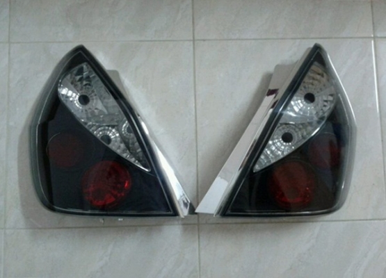 ขายไฟท้ายแต่ง HONDA JAZZ GD 04-07 สภาพสวยๆ คู่ละ 1,300