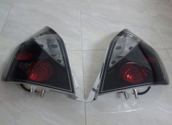 ขายไฟท้ายแต่ง HONDA JAZZ GD 04-07 สภาพสวยๆ คู่ละ 1,300 ขายไฟท้ายแต่ง HONDA JAZZ GD 04-07 สภาพสวยๆ คู่ละ 1,300