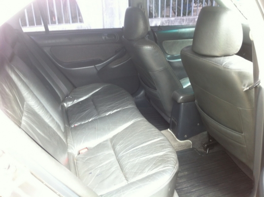 ขายรถบ้าน CIVICปี 2000 1.8 Si ติดแก็สแล้ว 189000