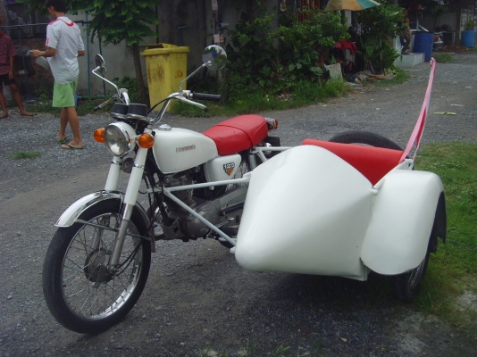 ขาย/แลก Honda cg125+sidecar แนวๆ น่ารักๆ ทะเบียนพร้อมโอน