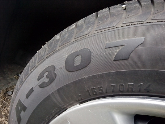 ขายล้อกะทะพร้อมยางใหม่ๆวิ่งไป2000โลเองยางปี13MAXXIS165/70/14ค้าฟ ขายล้อกะทะพร้อมยางใหม่ๆวิ่งไป2000โลเองยางปี13MAXXIS165/70/14ค้าฟ