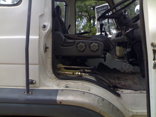 UD 275 แรง ยางใหม่10เส้น จดทะเบียนปี44 สองเพลา (ต่อรองได้อีก เจ้าของขายเอง) 080-1897909 UD 275 แรง ยางใหม่10เส้น จดทะเบียนปี44 สองเพลา (ต่อรองได้อีก เจ้าของขายเอง) 080-1897909