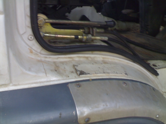 UD 275 แรง ยางใหม่10เส้น จดทะเบียนปี44 สองเพลา (ต่อรองได้อีก เจ้าของขายเอง) 080-1897909 UD 275 แรง ยางใหม่10เส้น จดทะเบียนปี44 สองเพลา (ต่อรองได้อีก เจ้าของขายเอง) 080-1897909