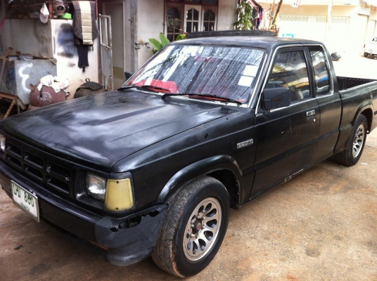 ขาย  MAZDA B2500 ถูกๆ80000ครับ