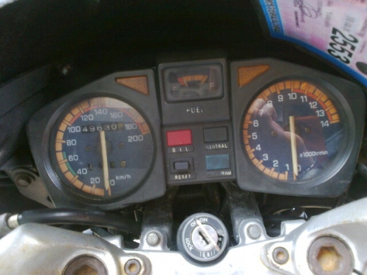 ขาย Rxz 135 ปี 39 เดิมๆ 9500 ทะเบียนชุดโอนครบ