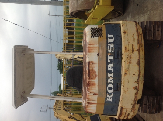 รถขุด  KOMATSU PC30-6