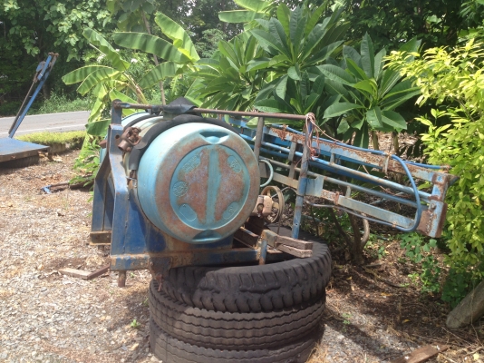 ขายเครื่องฉีดยา200ลิตรติดกับรถไถ20แรงขึ้นไป ฉีดได้เลย!!!