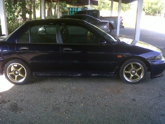 ขาย	mitsubishi Lancer Glxi ปี95