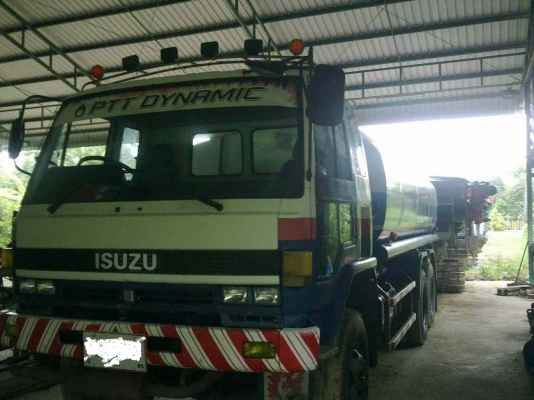 ขายISUZU ถังน้ำมัน 1เพลา 18000ลิตร สภาพสวยพร้อมใช้ ติดต่อได้ที่คุณอ๊อฟ พิจิตร 086-737-9991