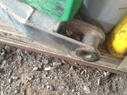 ขายสามเหลี่ยมลูกพ่วงสภาพใหม่มากมากมี3อันพร้อมใช้!!!!