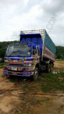 รถบรรทุก 10 ล้อดั๊มพ์ ยี่ห้อ HINO รุ่น 2K 260 แรงม้า