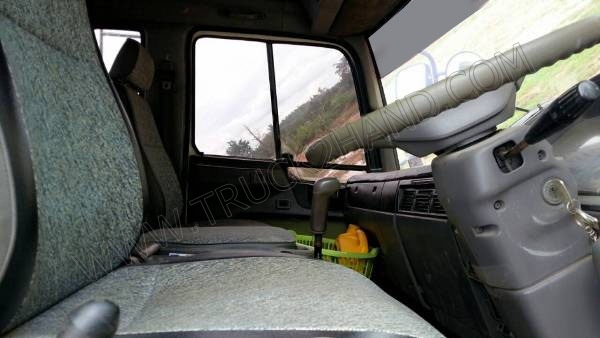 รถบรรทุก 10 ล้อดั๊มพ์ ยี่ห้อ HINO รุ่น 2K 260 แรงม้า