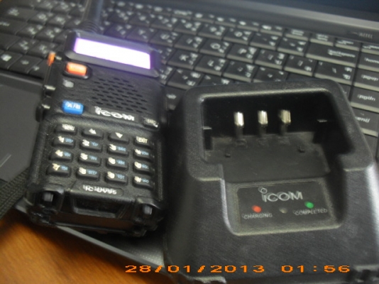 ขายวิทยุสื่อสารiCOM IC-UV95 ย่าน136-174MHz&400-480MHz 7Watt สภาพเหมือนใหม่ใช้งานปกติพร้อมอุปกรณ์ ขายวิทยุสื่อสารiCOM IC-UV95 ย่าน136-174MHz&400-480MHz 7Watt สภาพเหมือนใหม่ใช้งานปกติพร้อมอุปกรณ์