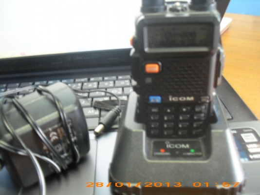 ขายวิทยุสื่อสารiCOM IC-UV95 ย่าน136-174MHz&400-480MHz 7Watt สภาพเหมือนใหม่ใช้งานปกติพร้อมอุปกรณ์ ขายวิทยุสื่อสารiCOM IC-UV95 ย่าน136-174MHz&400-480MHz 7Watt สภาพเหมือนใหม่ใช้งานปกติพร้อมอุปกรณ์