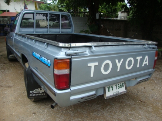 TOYOTA HERO 2.45 ปี1989 มือเดียว เดิมๆ บางๆ