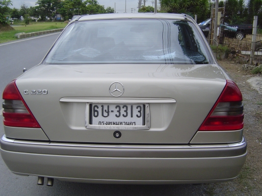 เบ้น C 220 อีรีแก้น สีทราย ( ลดราคา ท้าสายฝน )