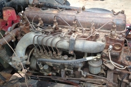 HINO KM 350 - 100 HP DM100 กระบะเหล็กคาร์โก้ความยาว 4.30 เมตร เครื่องแห้งแรงดี หัวเก๋งของ HINO FB117 สภาพดีกระจกและอะไหล่มีให้ครบทุกชิ้นส่วนครับ ช่วงล่างใหญ่คานหน้าเฟืองท้ายติด F ครบหมดแล้ว ยางสภาพดี 6 เส้นประมาณ 70\% พร้อมใช้งาน ราคาต่อรองได้ครับ