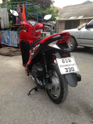 ขาย Honda Click 125i ดำ-แดง ปี2013 ถูกจริงๆ 29800 ขาย Honda Click 125i ดำ-แดง ปี2013 ถูกจริงๆ 29800