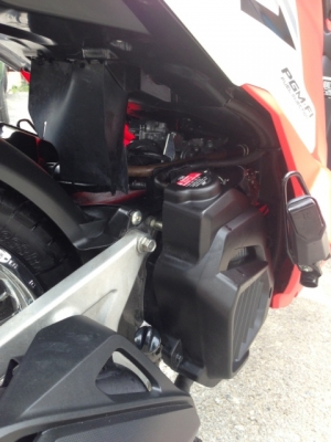 ขาย Click 125i ขาว-แดง ปี2013 วิ่งน้อย รถบ้าน 31500 ลดได้ ขาย Click 125i ขาว-แดง ปี2013 วิ่งน้อย รถบ้าน 31500 ลดได้