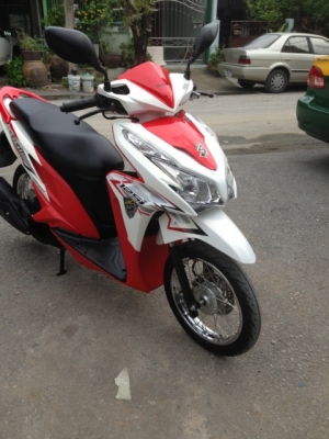 ขาย Click 125i ขาว-แดง ปี2013 วิ่งน้อย รถบ้าน 31500 ลดได้ ขาย Click 125i ขาว-แดง ปี2013 วิ่งน้อย รถบ้าน 31500 ลดได้