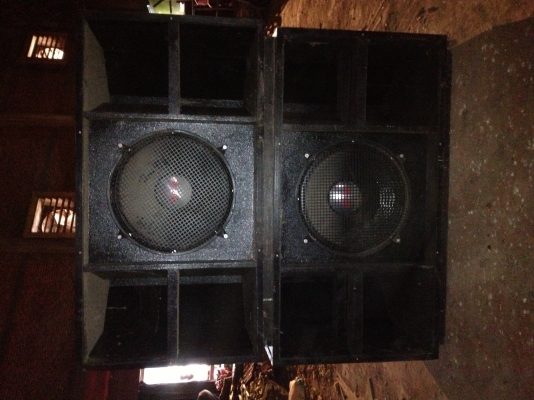 ******  ขายตู้ลำโพงพร้อมดอก18นิ้ว *****