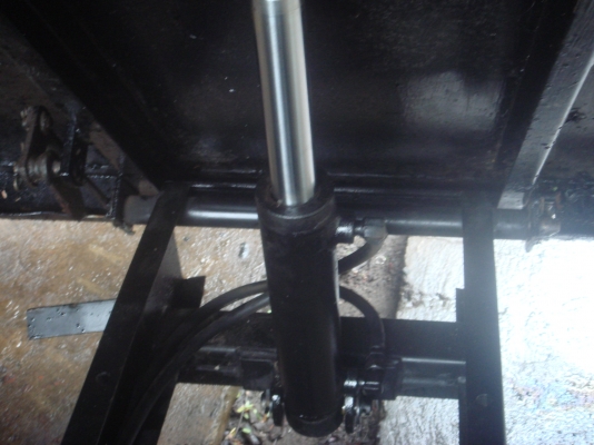 รถขนย้ายสินค้าเกษตร ยกไฮดรอลิค รถขนย้ายสินค้าเกษตร ยกไฮดรอลิค