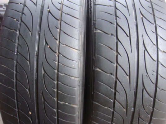 ขายยาง Dunlop 215/45/17 ปี 09 1 คู่