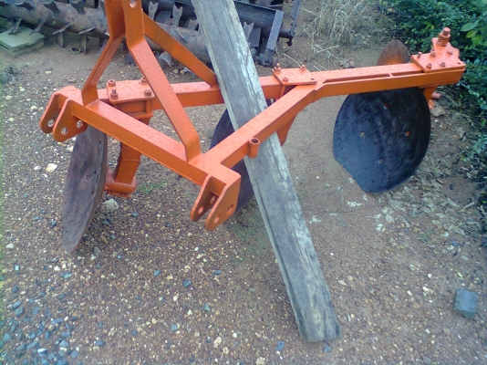 ขายผาน 3 ใบ 20 นิ้ว ครับ ขายผาน 3 ใบ 20 นิ้ว ครับ