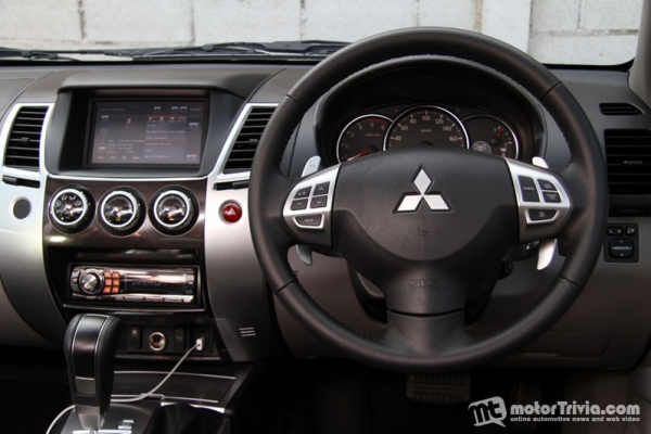 รับจอง Pajero Sport ดอกเบี้ย 1.66\% :: ฟรี Ipad Mini ชุดแต่ง ส่วนลดของแถม เพียบ..