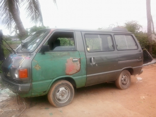 ขาย รถตู้ โตโยต้า ไลเอท ตามสภาพราคาถูกครับ