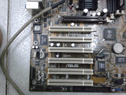 ASUAเมนบอดp4s8x+cpu+ram 1g