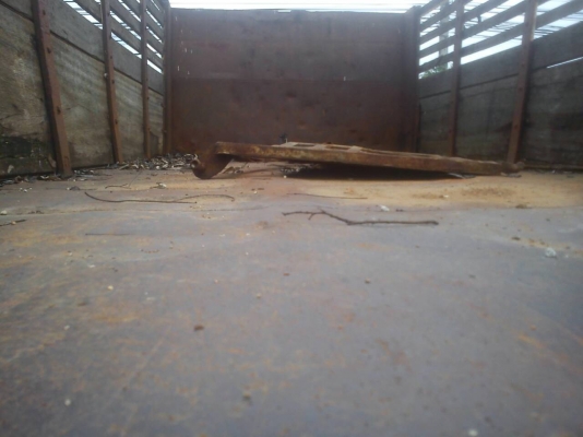 ขายรถบรรทุก Isuzu เครื่อง EP turbo 285 แรง ช่วงล่าง jumbo 200 - 2เพลา เบรกจิฟฟี่ กระบะดั๊มพ์คอกไม้