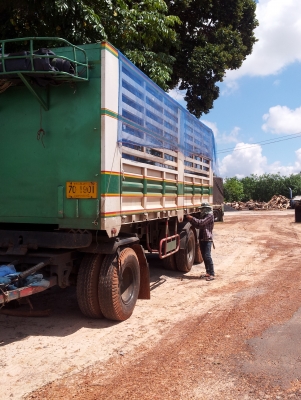 ขายโปรเฟียสภาพเยี่ยมเครื่อง320แรงอินเตอร์ พ่วงแม่ลูก 24ล้อดั้มเกษตร