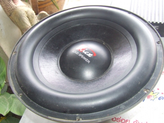 ขายmทิ้งซับ12 โครงหล่อ1500 W วอยล์เดิมUSAหนักมากครับขายถูููกปกติสภาพนี้ขายกันอยู่ที่7000 8000บาท