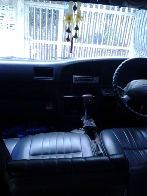 ขายรถตู้นิสัน URVAN ปี97 จอโค้ง55000บาท