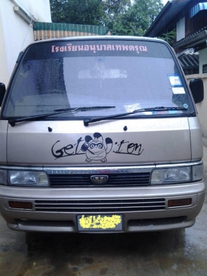 ขายรถตู้นิสัน URVAN ปี97 จอโค้ง55000บาท
