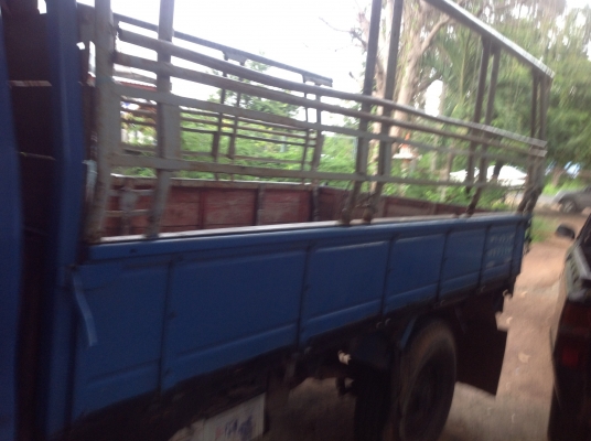 4 ล้อ สภาพดีตามอายุ